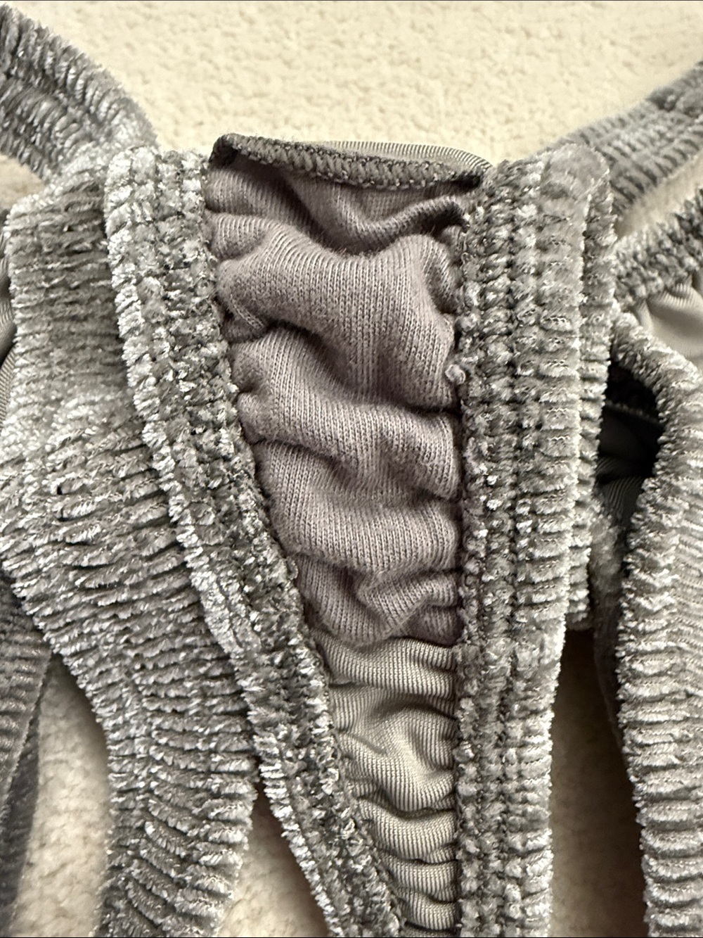 Skims Stretch Velvet Cut Out Bodysuit L - Picture 6 of 7